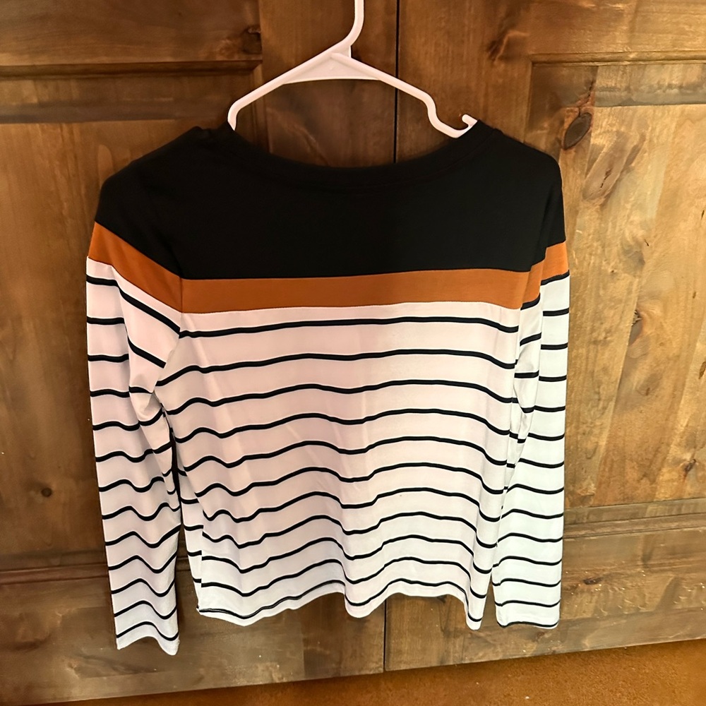 Striped Black and White Long Sleeve Top